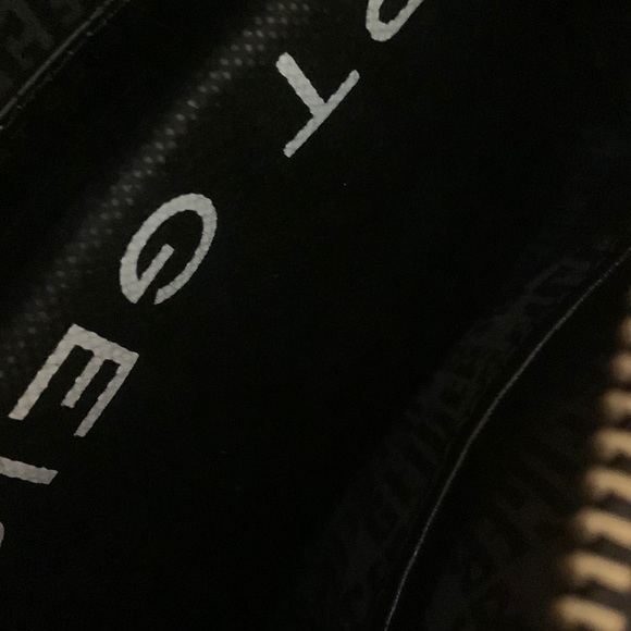 Kurt Geiger London Kensington Large Leather & Faux Fur Camera Bag - Picture 14 of 16